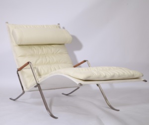 Réplica de Sillón Chaise Longue Grasshopper FK87 de Cuero Blanco, Estilo Moderno de Mediados de Siglo - Product Image 1