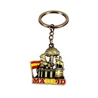 Porte-clés souvenir de voyage Madrid en alliage de zinc, pendentif ours enlacant un arbre en relief, cadeau vintage