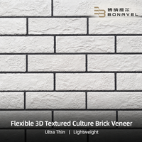 Revêtement mural en briques de culture flexibles ultra-minces blanches, carreaux muraux texturés 3D, usine OEM ODM pour revêtement de façade extérieur et intérieur