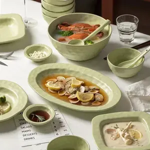 Pratos de cozimento de cerâmica com design mais recente, utensílios de mesa de porcelana ocidental personalizados para cozinha
