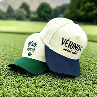 Op maat gemaakte geborduurde logo bulk baseball petten effen tweekleurige 5-panel baseball caps voor heren