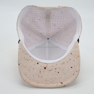 Casquette de baseball 5 panneaux personnalisée haut de gamme, imperméable, respirante, avec logo tissé et cordon, idéale pour le golf et les sports. - Product Image 3