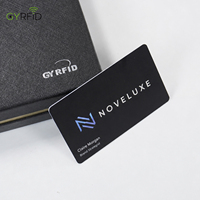 Carte PVC NFC personnalisée noire NFC213 / 215 / 216 13,56 MHz, surface mate, code QR imprimé, carte de visite RFID