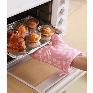 Gants de <span class=keywords><strong>cuisson</strong></span> professionnels résistants à la chaleur pour une utilisation avec les plaques à induction et les ensembles de casseroles en acier inoxydable - Product Image 6