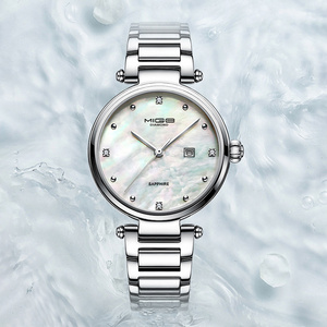 Elegante Reloj de Cuarzo de Acero Inoxidable para Mujer, Pantalla Analógica, Resistente al Agua 3ATM, Caja Redonda, Cierre Plegable, Correa de 18 mm - Product Image 4