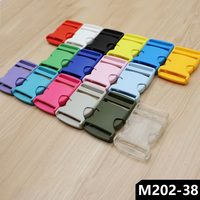 Boucle à dégagement rapide en POM plastique de 38 mm, disponible en plusieurs couleurs, pièces et accessoires spéciaux pour sacs, boucle en plastique personnalisée