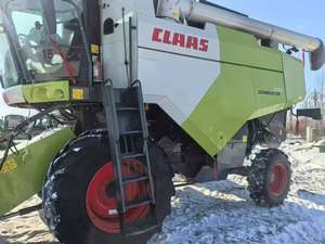 Tractor usado CLAAS 370 con ruedas para granja, huerto, tractor compacto, equipo agrícola, maquinaria - Product Image 2