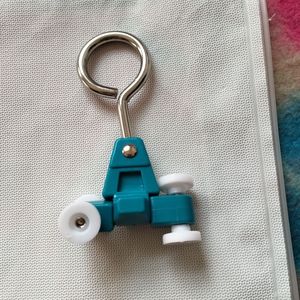 Roue de chariot d'hôpital en plastique pour système de glissière de rideau - Product Image 2
