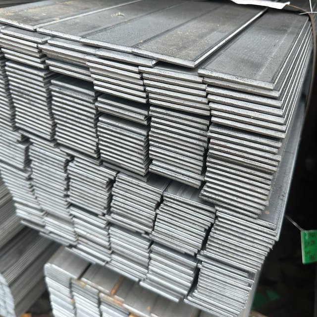 Hot Sale Made in China Q235B Section Steel 40*4mm Thickness Black Carbon Flat Bar Mold Steel Linghang Brand