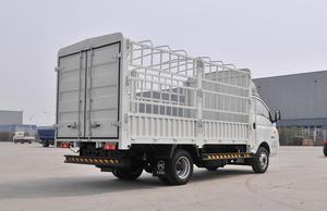 รถบรรทุกขนาดเล็ก KAMA X32D เครื่องยนต์ดีเซล Isuzu 2.8 ลิตร รับน้ำหนัก 2.5 ตัน มาตรฐานยูโร 4 พร้อมระบบ ABS และกล้องมองหลัง สำหรับการขนส่งในเมือง - Product Image 3