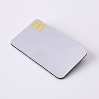 Ropa Etiqueta de nombre de metal Insignia Etiqueta de nombre magnética personalizada Etiquetas de nombre de alta calidad