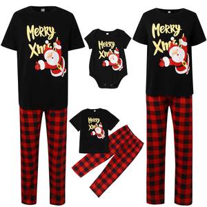 Kaus Merry Xmas lengan pendek dan celana kotak-kotak merah piyama Natal Set cocok PJS liburan keluarga <span class=keywords><strong>Jammies</strong></span> cetak untuk pasangan - Product Image 1