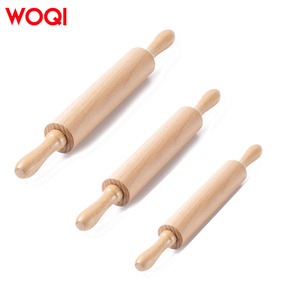 دبوس لف منزلي خشبي عالي الجودة مخصص من WOQI ، دبوس لف خشبي لأدوات الخبز والمعجنات - Product Image 1