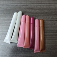 Brillant à lèvres teint de haute qualité Vegan Brightly Peptide Lip Treatment avec marque privée