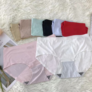 Culottes pour femmes en soie glacée, string sans couture personnalisé - Product Image 1