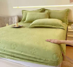 यागेगो आधुनिक मैट काले पुष्प 3-टुकड़ा जैक्वार्ड प्लग दूध मखमली नरम 3 पीसी फिट बेड शीट तकिए के साथ सेट - Product Image 2