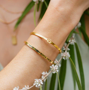 Bracelet ouvert délicat en acier inoxydable Jietao, anti-ternissement, avec empreinte de patte, gravure personnalisée disponible, bijoux à empreinte de patte pour les amoureux des animaux - Product Image 3