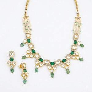 Juego de Collar de Perlas y Esmeraldas de Plata 925 de Lujo, Joyería Nupcial Tradicional con Diseño Floral para Mujer, Joyería de Boda - Product Image 1
