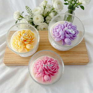 Bougie parfumée artisanale en forme de cœur de rose pour un cadeau de la Saint-Valentin - Product Image 2