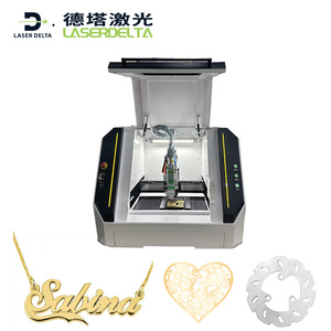 เครื่องตัดไฟเบอร์เลเซอร์แบบตั้งโต๊ะขนาดเล็ก LaserDelta สำหรับงานประดิษฐ์เครื่องประดับส่วนบุคคล ตัดทอง เงิน สร้อยคอ แหวน - Product Image 1