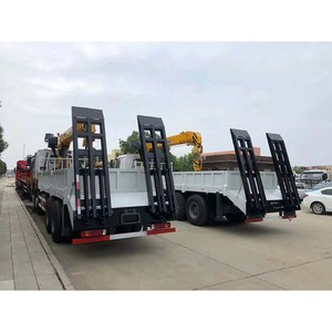 Camion grue HOWO 8x4 avec grue télescopique articulée de 14 tonnes et échelle arrière - Product Image 6