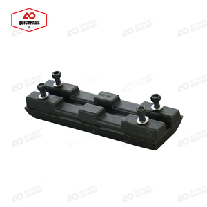 แผ่นรองเท้าโพลีแทร็ก 300 มม. แผ่นยูรีเทนสําหรับเครื่องกัดถนน - Product Image 5