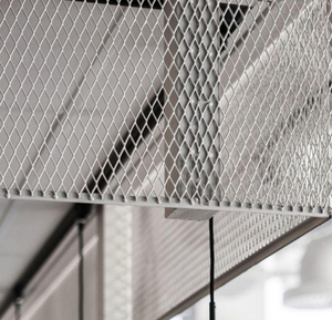 Grillage Métallique Déployé pour Plafonds - Grillage en Acier Galvanisé Perforé pour Plafonds et Façades Architecturales - Product Image 4
