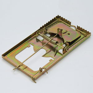 En gros <span class=keywords><strong>Pas</strong></span> <span class=keywords><strong>Cher</strong></span> Réutilisable Pièges Rongeurs Catcher Aligner Printemps Piège Tueur Piège à Souris En Métal - Product Image 6