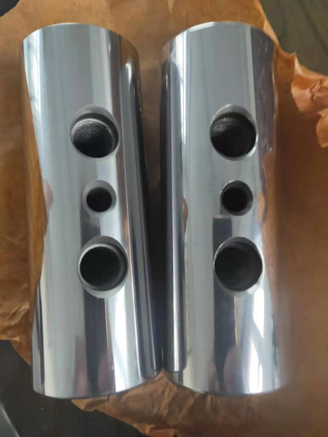 りん Detroit Diesel Engine Crown + Skirt Machinery Engines Piston