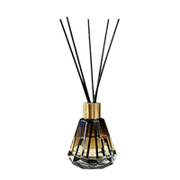 Diffuseur de parfum en verre taillé diamant avec bouchon doré – Flacon d'arôme pour la maison, décoration salon et chambre
