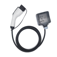 3.5kw EV Déchargeur TYPE2 V2L EV chargeur de véhicule de charge OEM EV Déchargeur shuko Nema 5-15 prise universelle pour voitures BYD BMW ID4