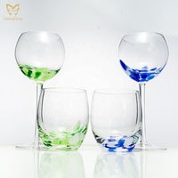 Fournisseurs en gros de verres à vin à pois colorés uniques
