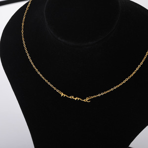 Collana Semplice ed Elegante con Ciondolo 'Mama' in Acciaio Inossidabile Placcato Oro, Regalo per <span class=keywords><strong>la</strong></span> Festa della <span class=keywords><strong>Mamma</strong></span> - Product Image 6