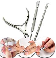 Kit d'outils de manucure et pédicure portable en acier inoxydable de luxe 3 en 1 : cuillère à cuticules, pousse-cuticules, coupe-ongles