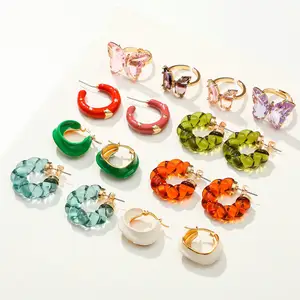 Classic style Solid color clear resin C-shaped earrings twist hoop earrings for ladies
