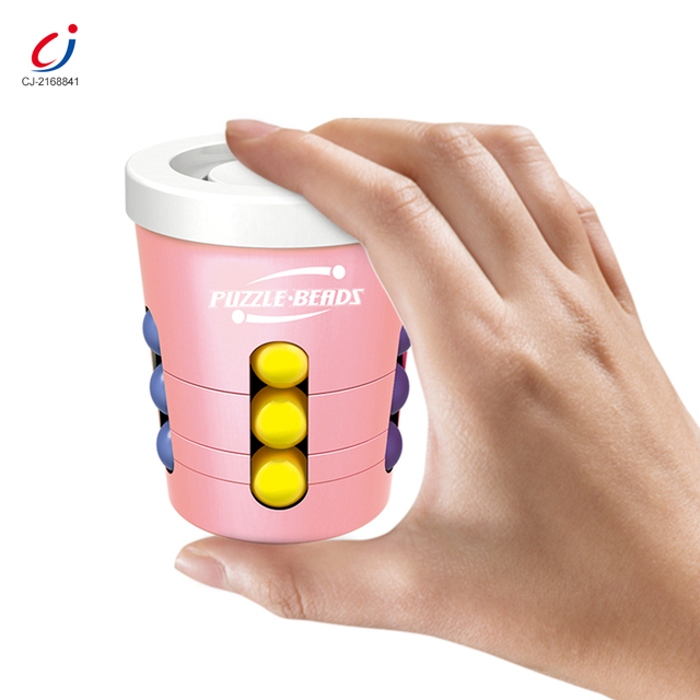 Fingertip Spinner Stress Relief Juguetes Educativos Fidget Rotating Puzzle Cube Little Bean Toy