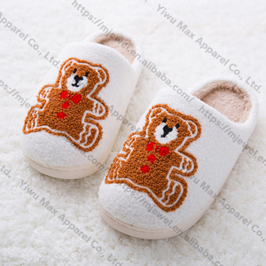 Pantofole Invernali Personalizzate da <span class=keywords><strong>Donna</strong></span>, Calde e <span class=keywords><strong>Antiscivolo</strong></span>, in Peluche, Ricamate, Morbide e Confortevoli, con Motivo Renna Natalizia - Product Image 5