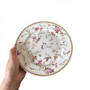 ชุดจานชามเซรามิกสีเหลืองอ่อนลายดอกไม้สไตล์ฝรั่งเศสแบบโมเดิร์น  พร้อมถ้วยกาแฟ จานของหวาน ใช้กับไมโครเวฟได้ - Product Image 1