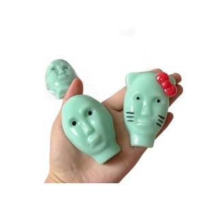 Jouet Squishy Alien Nouveauté Amusant, Super Doux, à Presser pour Filles et Garçons, Jouet pour Enfants Autistes, Jouet Anti-Stress Amusant à Presser - Product Image 1