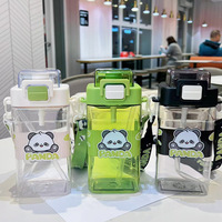 Simple doble bebida taza de plástico nuevo Panda dibujos animados niños portátil cuadrado botella de agua hebilla tapa elástica pajita para la escuela