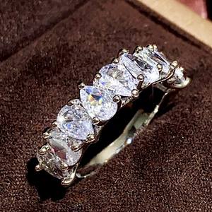 Anello con Diamante Taglio Pera Q193 in Oro Bianco Naturale Colore D Classico Anello di Fidanzamento Gioielli da Donna - Product Image 2