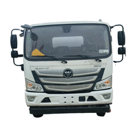 Véhicule de transport de marchandises dangereuses conforme aux normes, citerne à huile Futian de 8 mètres cubes