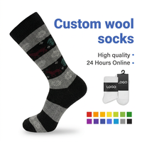 Chaussettes en tricot doux de style nordique, chaussettes en laine d'hiver de qualité supérieure avec motif de rennes pour la mode