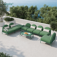 Ensemble de canapés modulaires d'extérieur en aluminium sur mesure, résistant aux intempéries, avec structure métallique verte, pour villa, jardin, terrasse