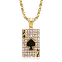 Collier Pendentif As de Pique Hip Hop Bar Rap Poker 2026 pour Hommes, Bijou Tendance en Acier Inoxydable Plaqué Or 18K Étanche