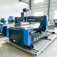 Machine de fraisage CNC 3 axes 1325 à entraînement par broche de 3,5 kW et pompe, idéale pour la fabrication de meubles, portes et panneaux en bois – Vente chaude