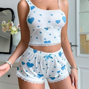 P038 <span class=keywords><strong>Pigiama</strong></span> da Donna in Due Pezzi Stile Europeo con Stampa Love, Pantaloncini con Bretelle e Perline, <span class=keywords><strong>Pigiama</strong></span> Sexy <span class=keywords><strong>Bianco</strong></span> con Canottiera e Pantaloncini - Product Image 1