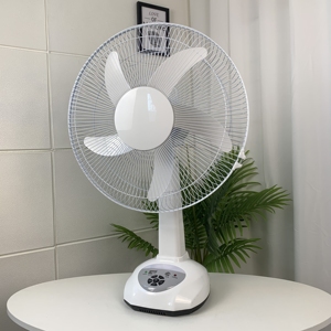 16 Zoll Wiederaufladbarer Tragbarer Tischventilator 9-Stufen 6V AC/DC <span class=keywords><strong>Solar</strong></span> Schreibtischventilator Wiederaufladbarer Kunststoff-Tischventilator LED-Licht Hotels - Product Image 1