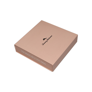 Boîte d'emballage pliable personnalisée rose mat pour maillots de bain, recyclable, avec fermeture magnétique et motif ondulé en relief - Product Image 4