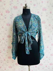 Top de seda para mujer con lazo frontal, hecho a mano, estilo bohemio hippie, top de verano con mangas acampanadas - Product Image 6